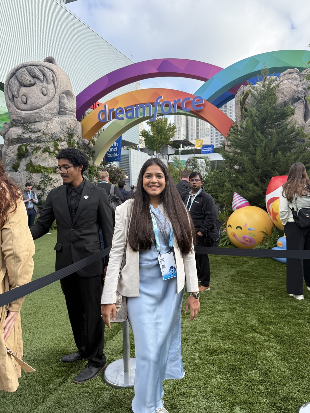 Surbhi Rawat under the Dreamforce arch at Dreamforce 2025
